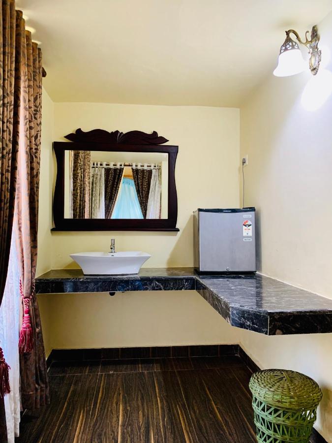 ורקלה Maadathil Cottages מראה חיצוני תמונה