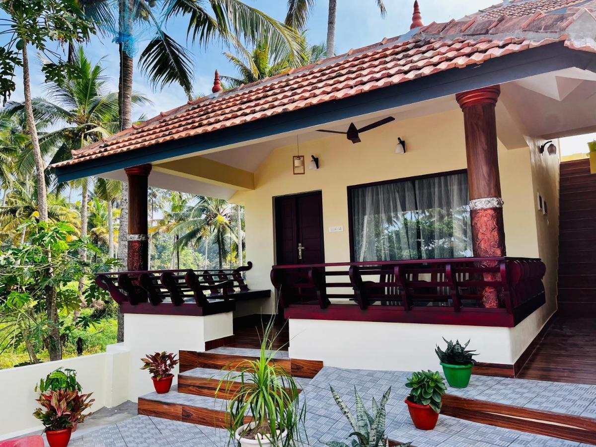 ורקלה Maadathil Cottages מראה חיצוני תמונה