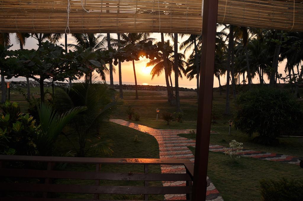 ורקלה Maadathil Cottages חדר תמונה