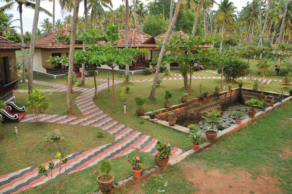 ורקלה Maadathil Cottages חדר תמונה