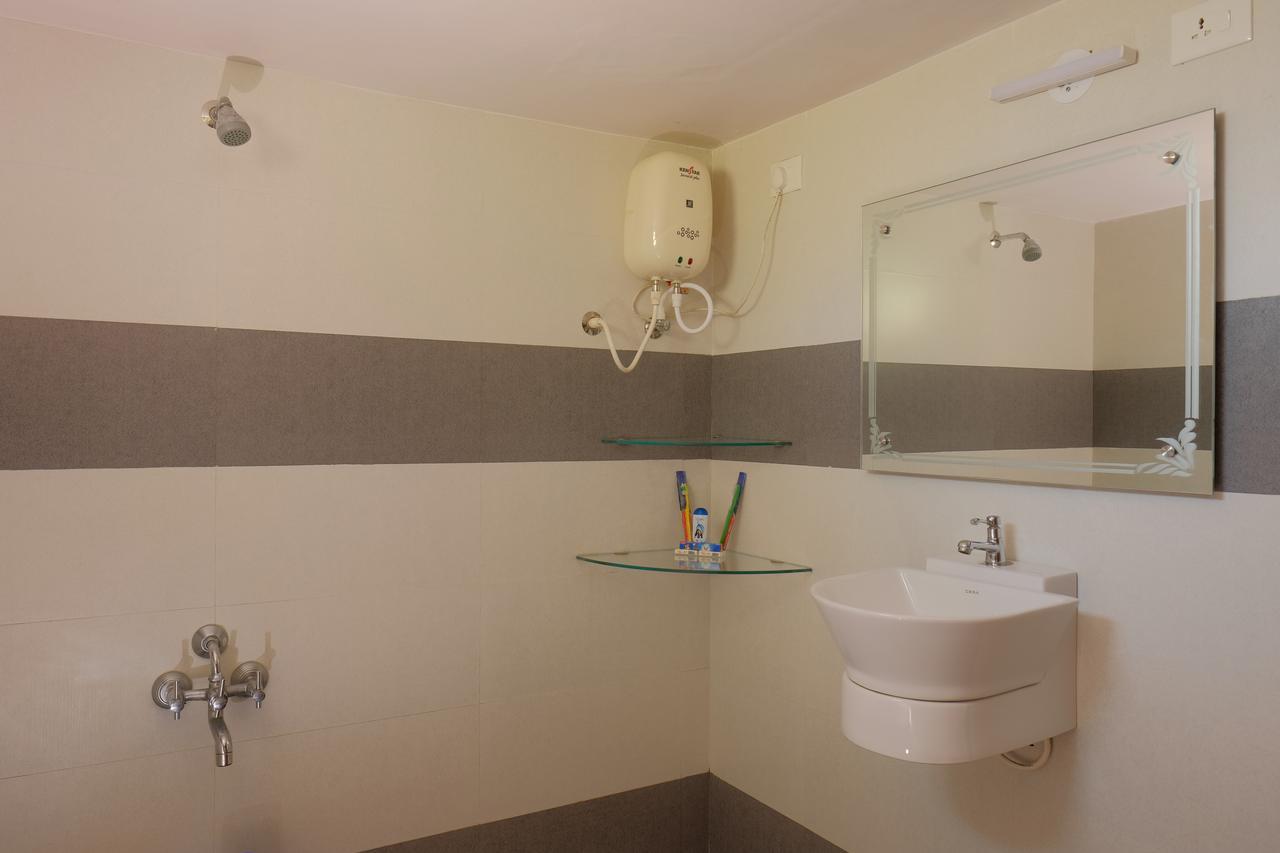 ורקלה Maadathil Cottages מראה חיצוני תמונה